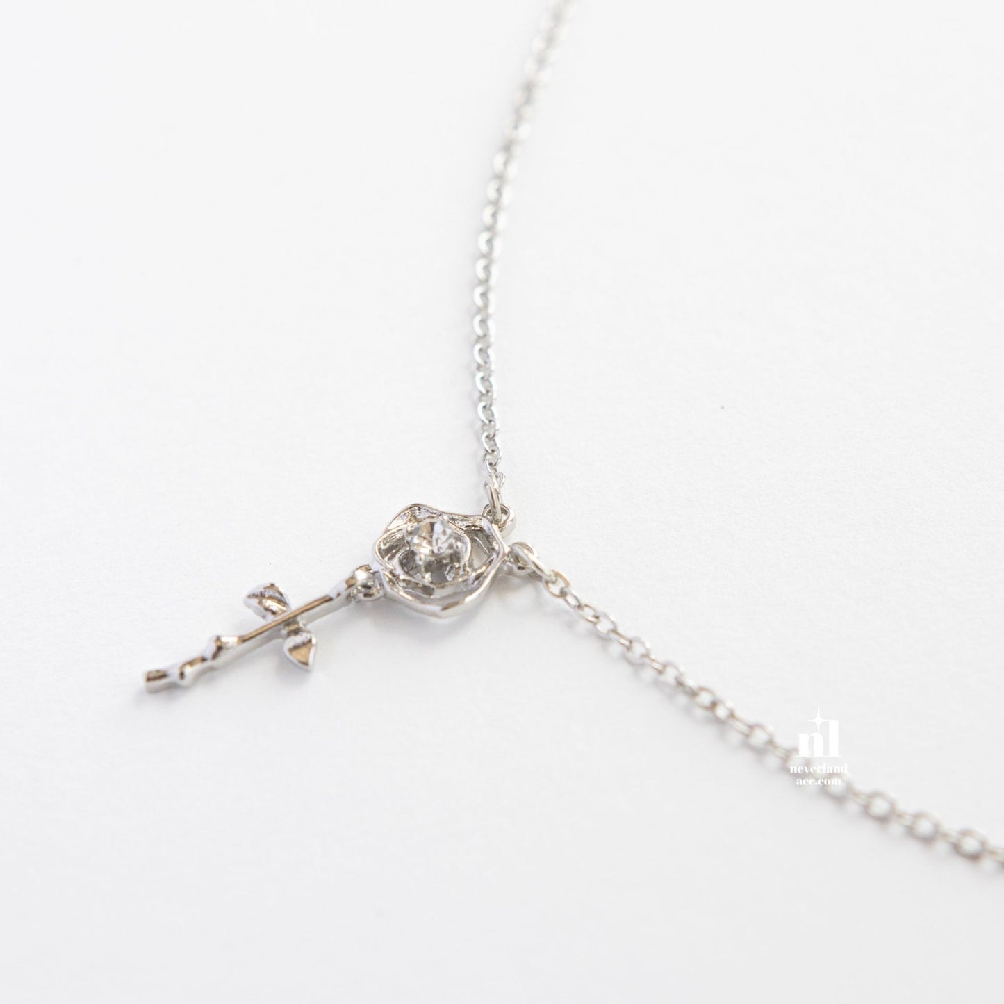 Delicate Rose Pendant Necklace - neverland accessories